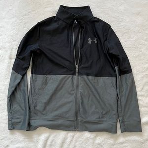 Youth Large Under Armor sweatshirt.